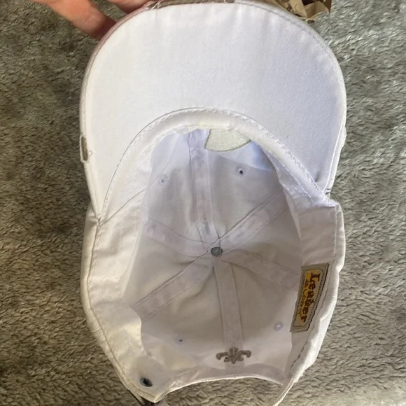 LEADER LOGR cap, white distressed rhinestones OS - Picture 5 of 5